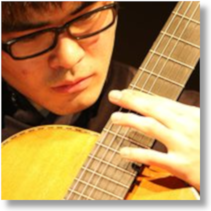 Koki Fujimoto playing classical guitar